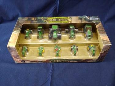 ERTL JOHN DEERE SPECIAL 200TH BIRTHDAY 10 PCE. HISTORICAL TRACTOR SET