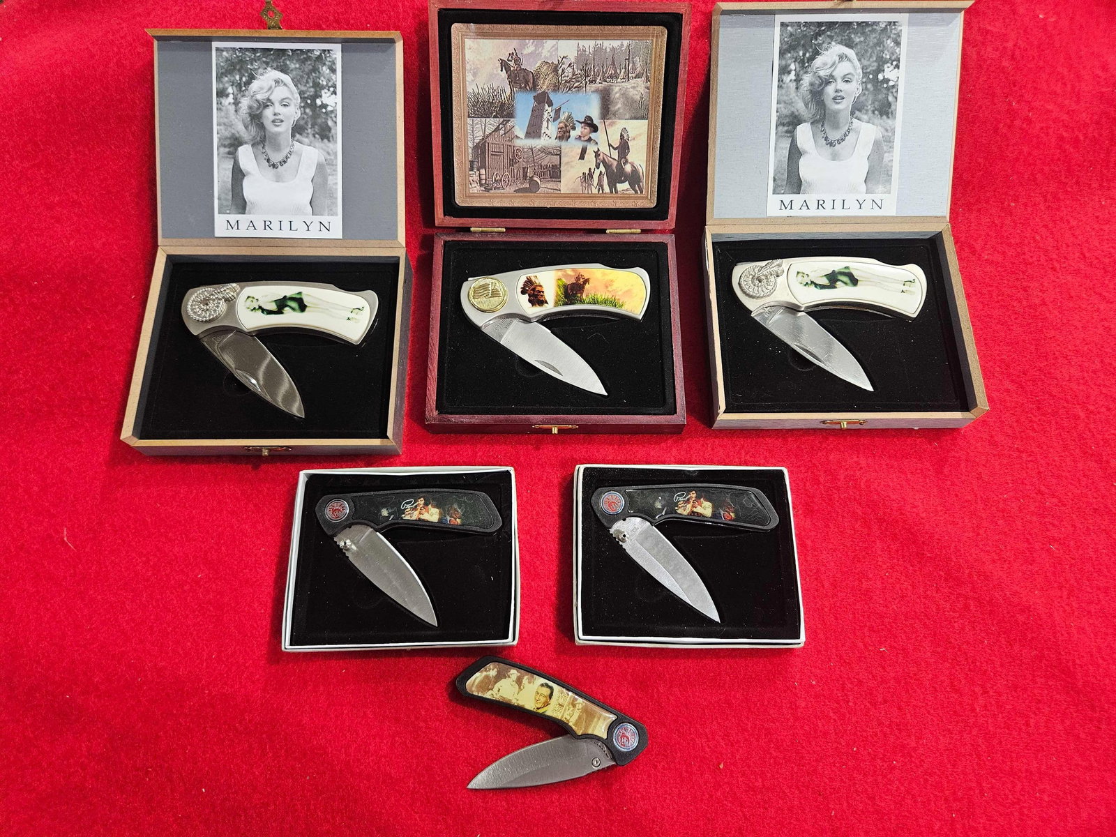 MARILYN MONROE, ELVIS AND OTHER POCKET KNIVES (1 of 7)