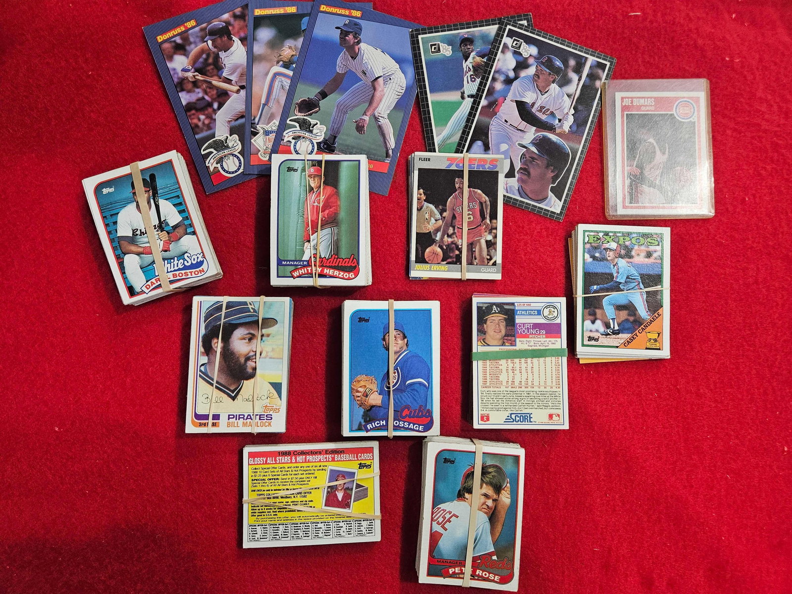 1989 TOPPS PLAYER AND COACH CARDS: INCLUDES BASKETBALL, AND BASEBALL, WADE BOGGS, AND MANY OTHERS