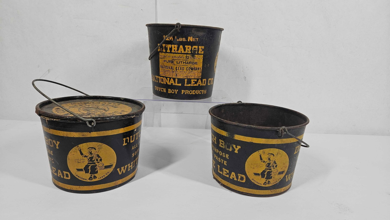 3- Dutch Boy White Lead buckets: 1 with lid and some contents. 4.5 & 6in tall.