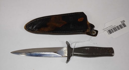 Valor Dagger w Leather Kabar Sheath