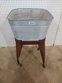 Reeves Vintage Single Bin Wash Tub on Stand