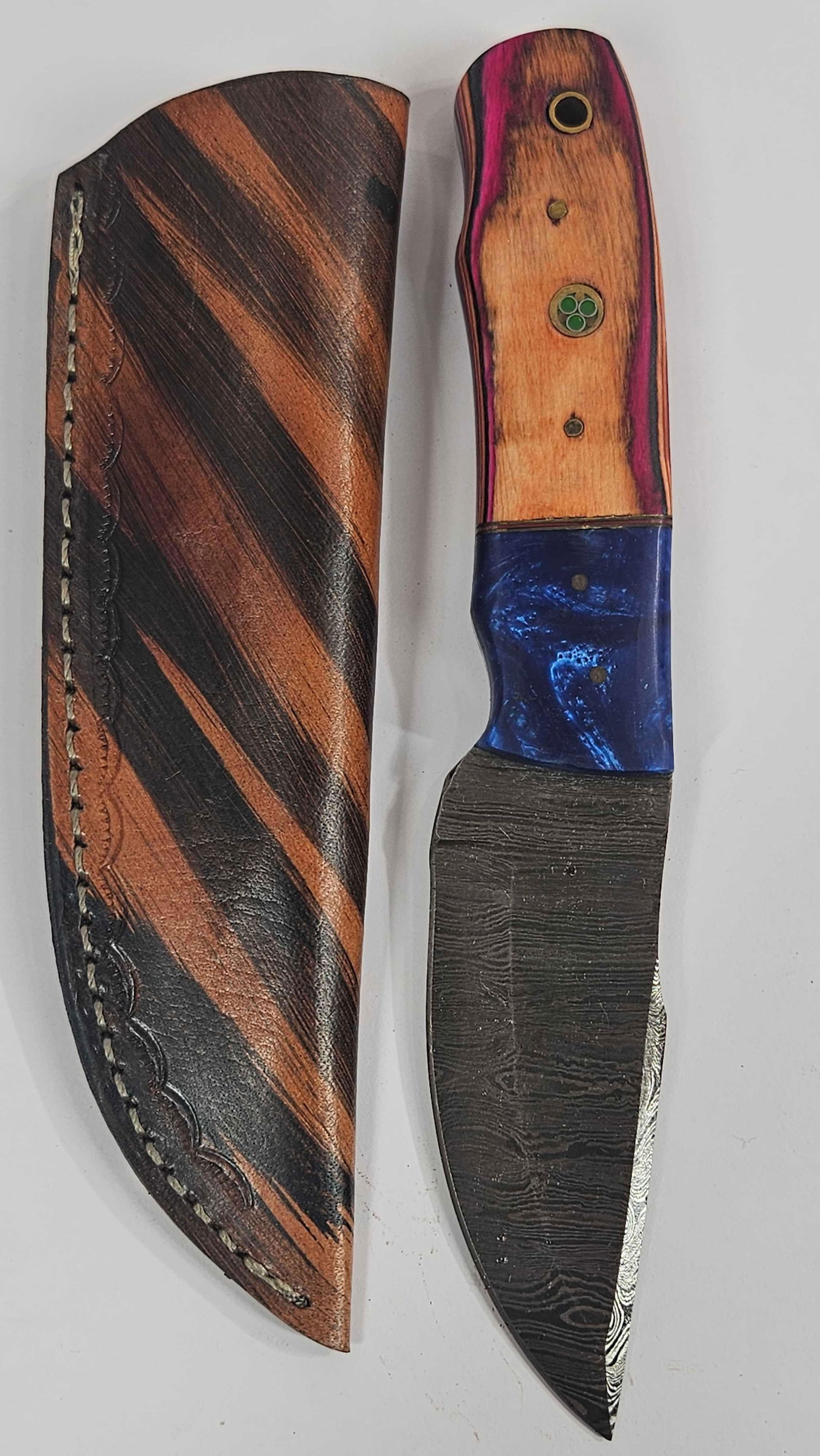 DAMASCUS HAND FORGED STEEL FIXED BLADE KNIFE (1 of 5)