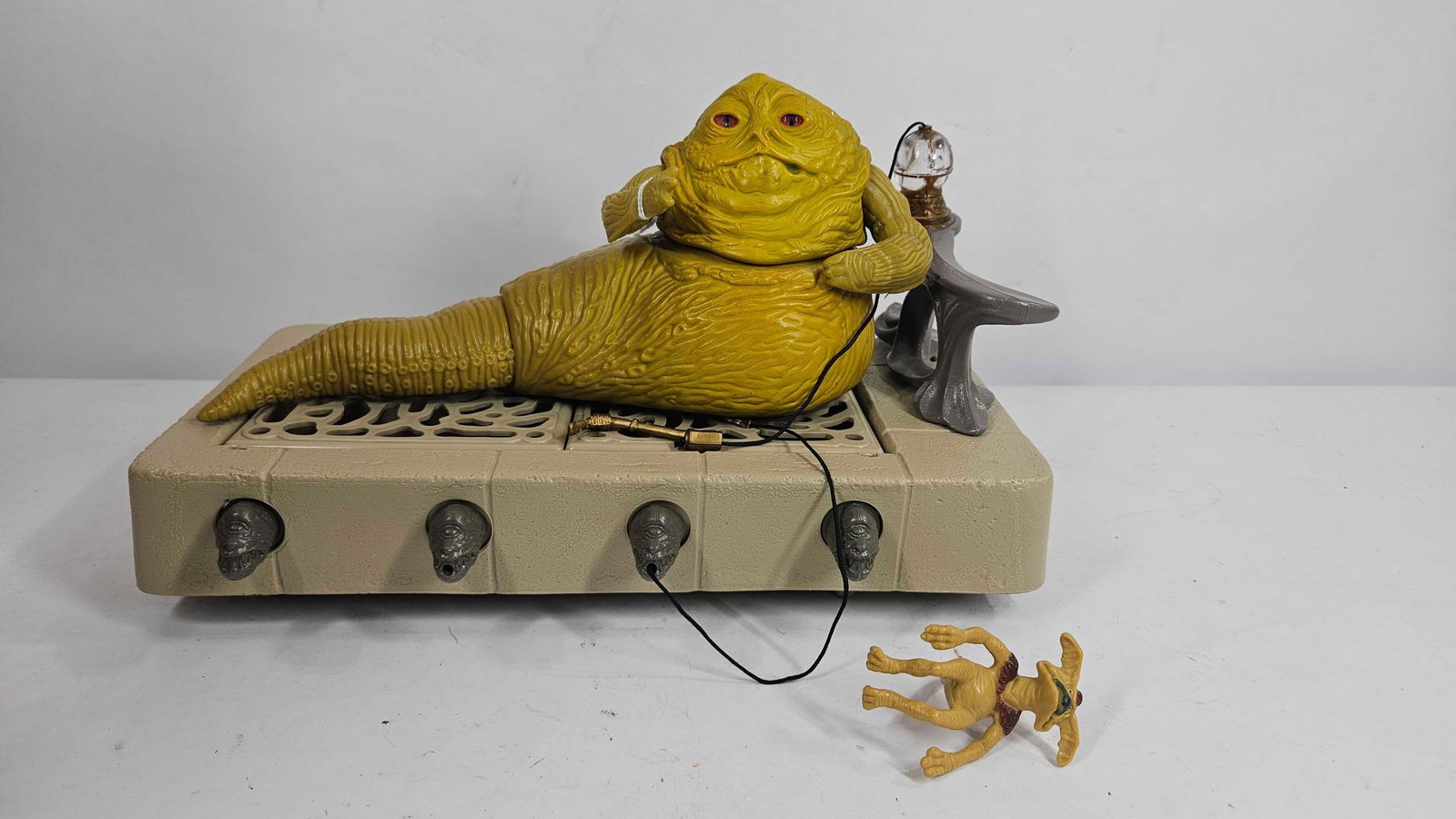 STAR WARS JABBA THE HUTT ORIGINAL SET: KENNER PRODUCTS 1985. CRUMB AND CRYSTAL BALL INCLUDED.