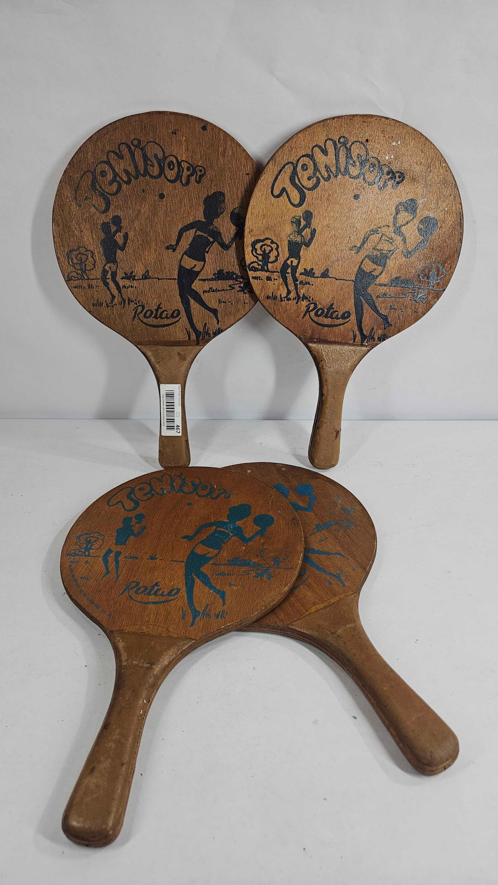 ROTAO TENISOPP PADDLES: 4 INCLUDED. GREAT VINTAGE DESIGN ON EACH