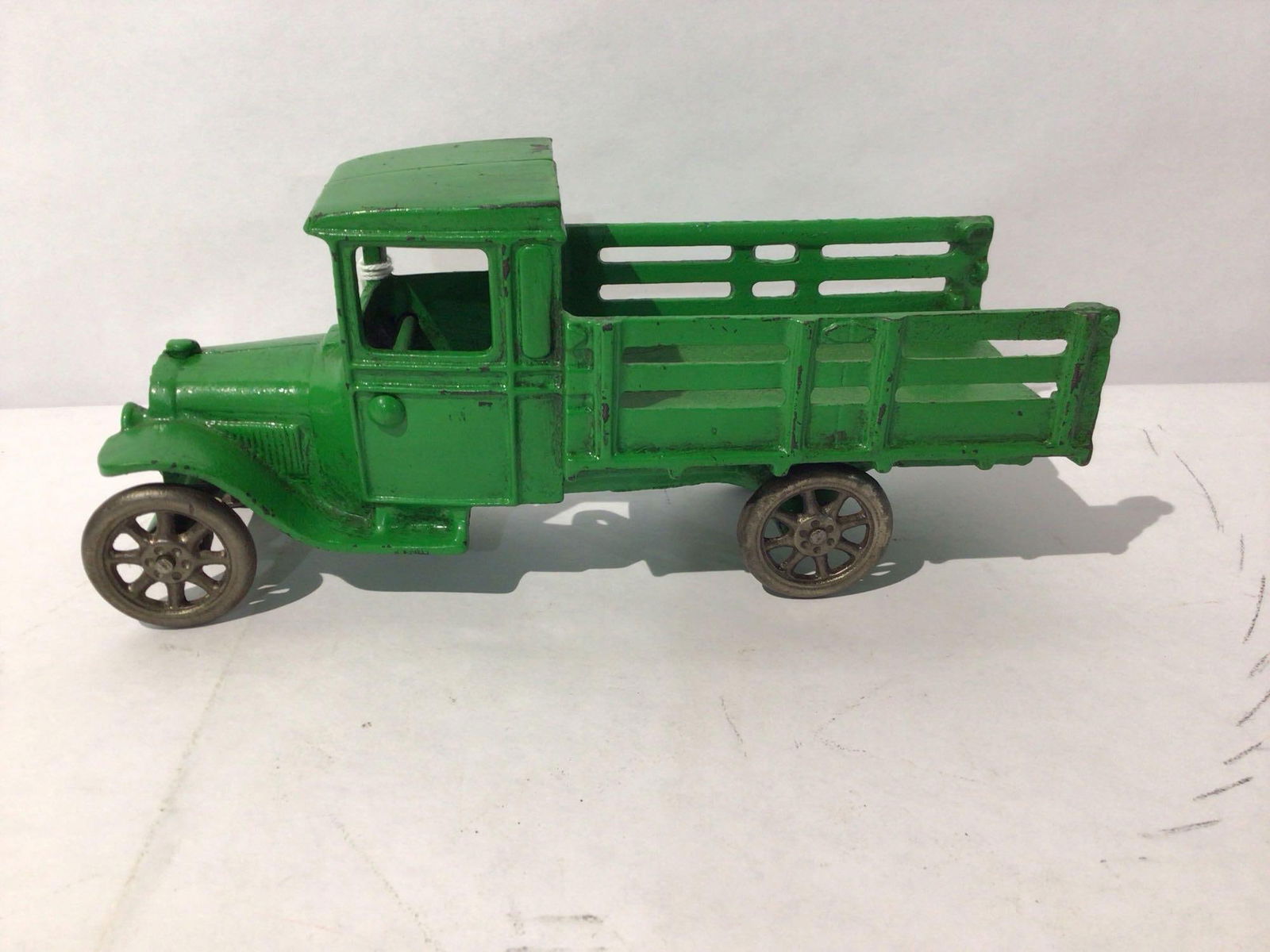 Arcade cast iron delivery truck (1 of 5)