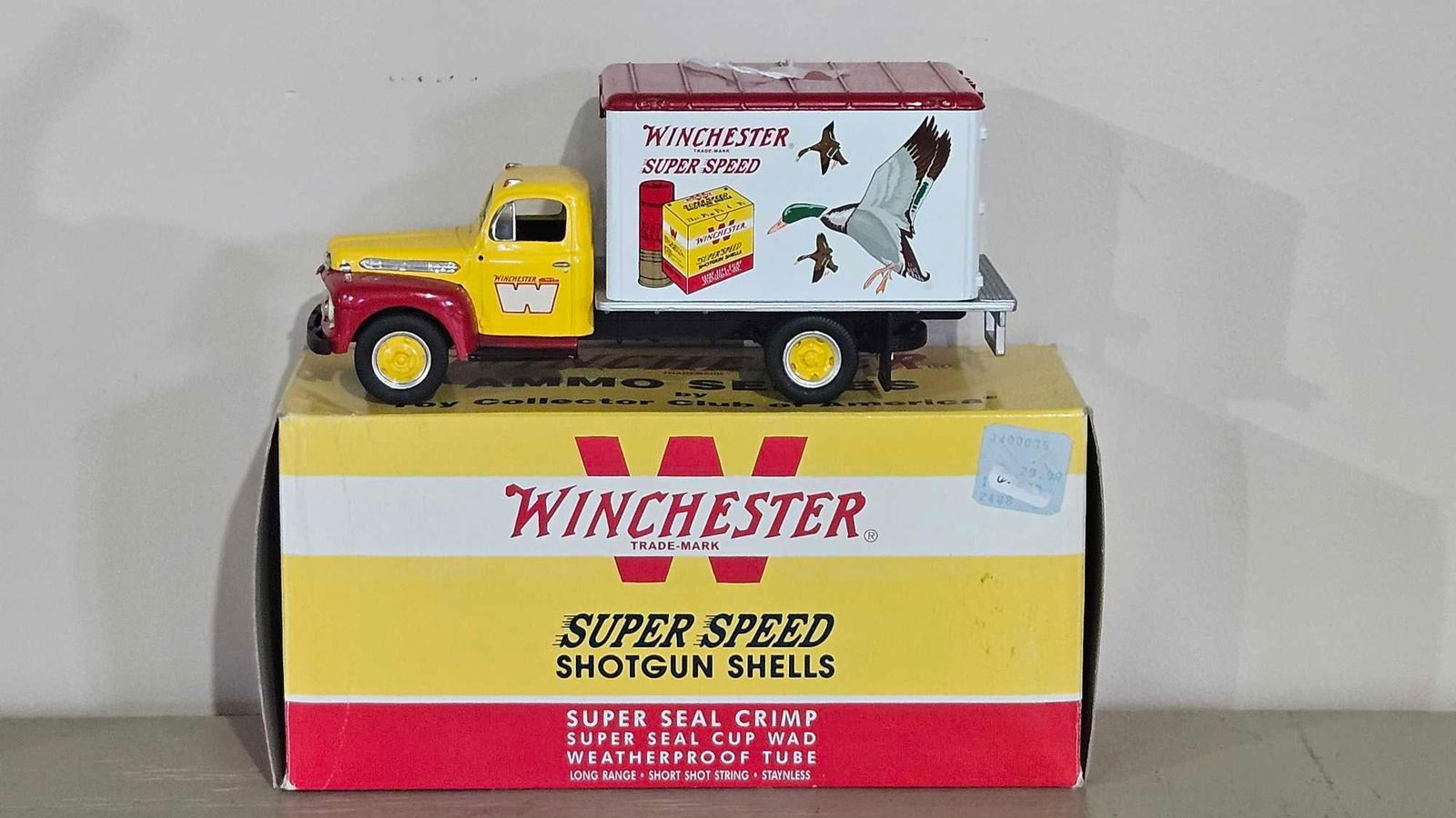 1st Gear Winchester Ammo Series 51 Ford Dry Goods Van (1 of 6)