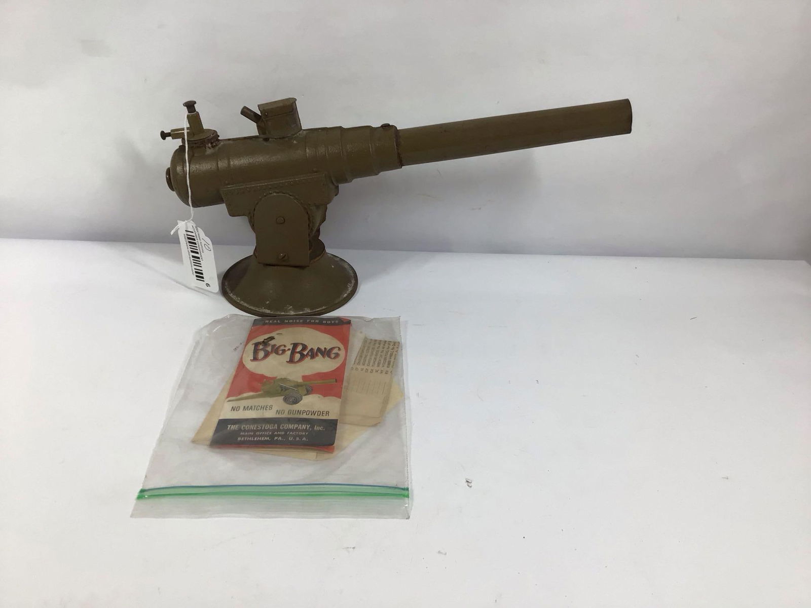 BIG BANG CANNON: MODEL 105MM. 17 INCHES, ORIGINAL INSTRUCTIONAL MANUAL INCLUDED.