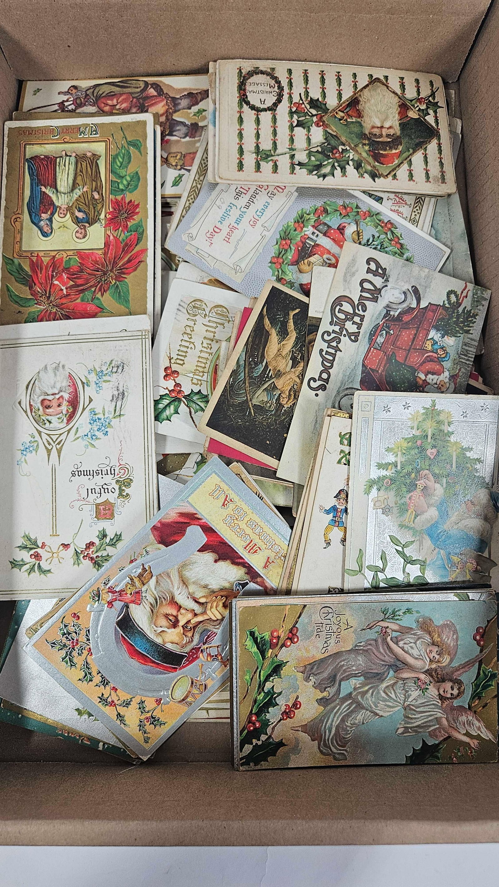 RELIGIOUS AND HOLIDAY POSTCARDS: MOSTLY 1900S, 100 + CARDS