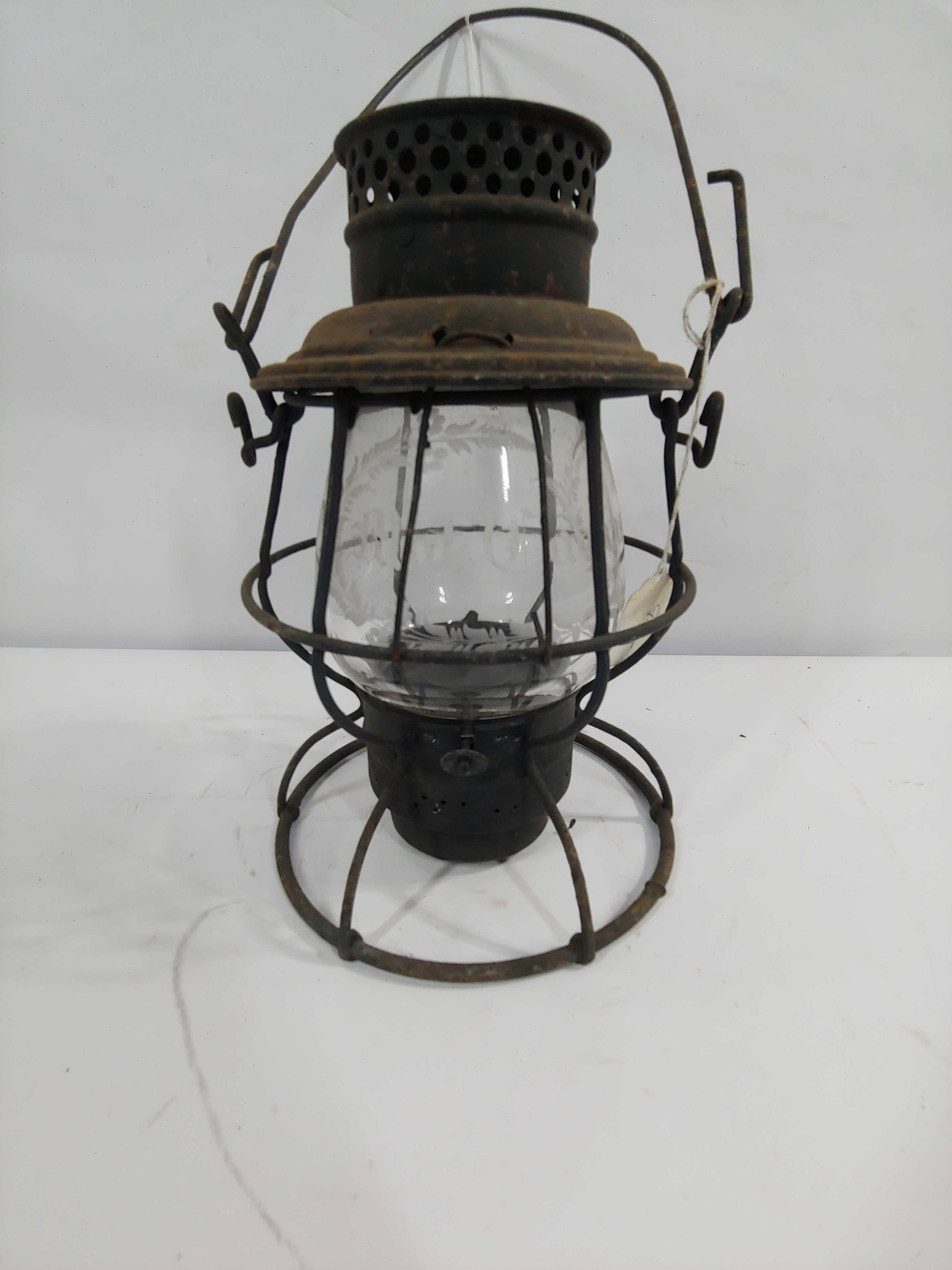 ENGRAVED PRR RR LANTERN: CUSTOM MAT CAVANAUGH ENGRAVED GLOBE. ADLAKE BODY SHOWS A DENT TO TOP