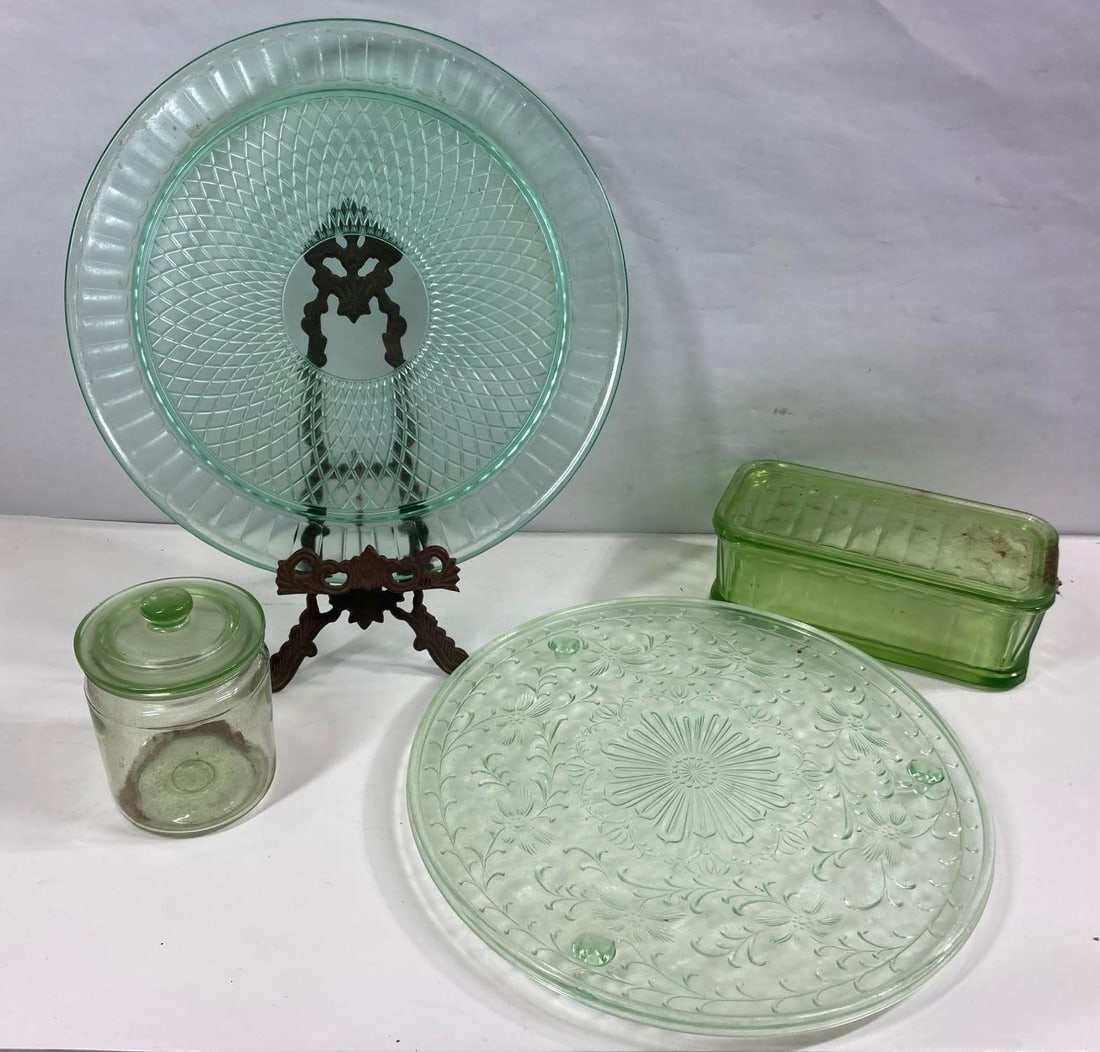 URANIUM GLASS APOTHECARY JAR, PLATTERS, AND REFRIGERATOR DISH (1 of 8)
