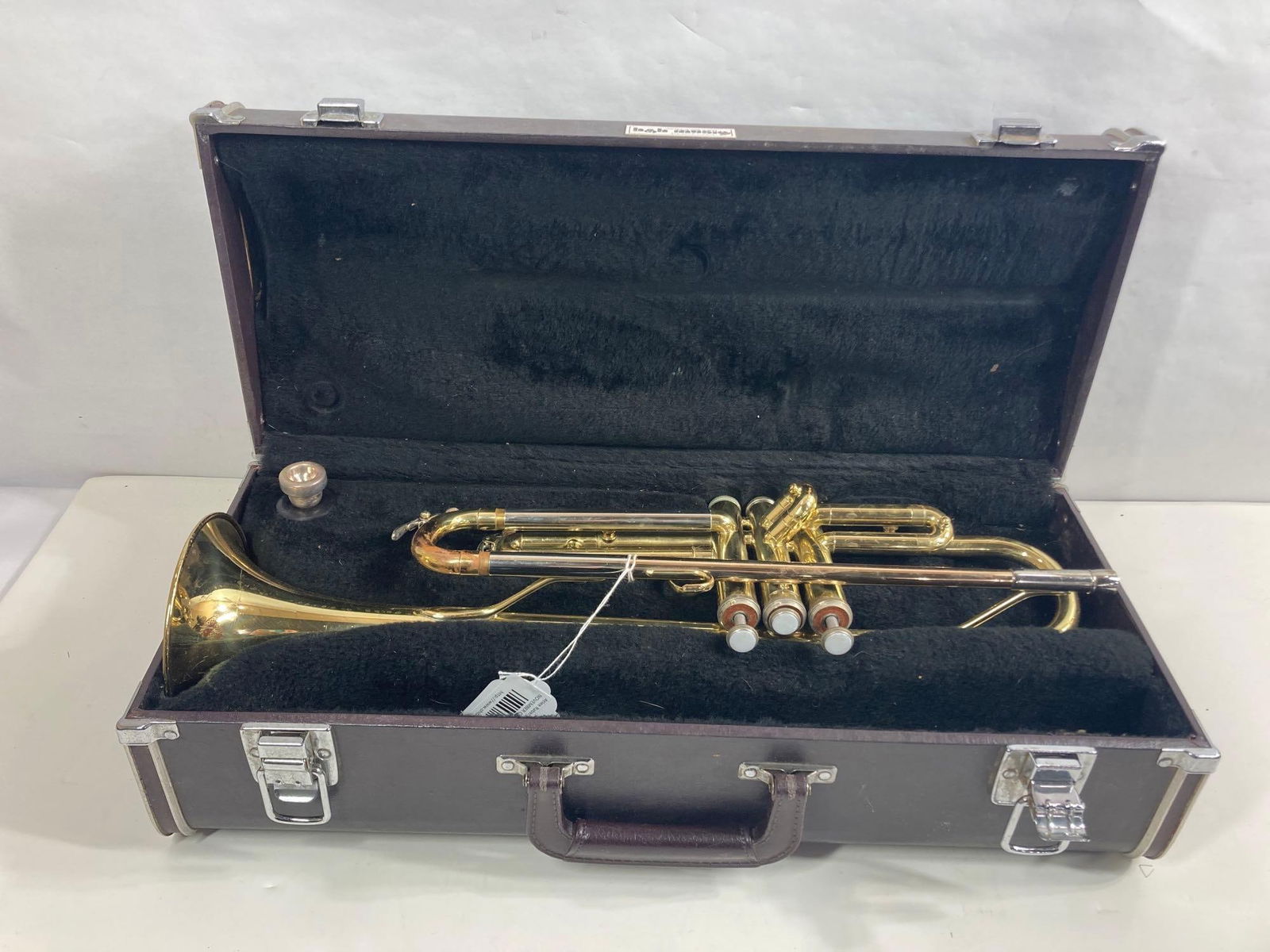 YAMAHA BRASS TRUMPET (1 of 8)