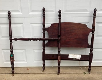 EARLY 1900S POST TWIN BED