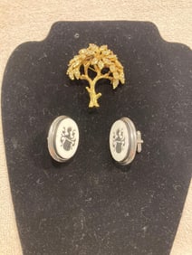 TREE OF LIFE BROOCH AND SWANK CUFF LINKS