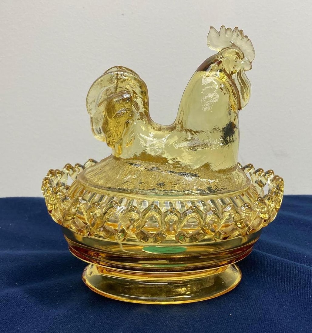 IMPERIAL AMBER GLASS ROOSTER ON PEDESTAL NEST: 8X6X7