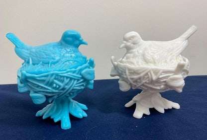 PAIR OF WESTMORELAND BIRD ON NESTS