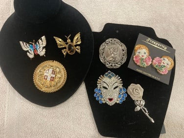 LISNER, MAZER, AND VINTAGE BROOCHES