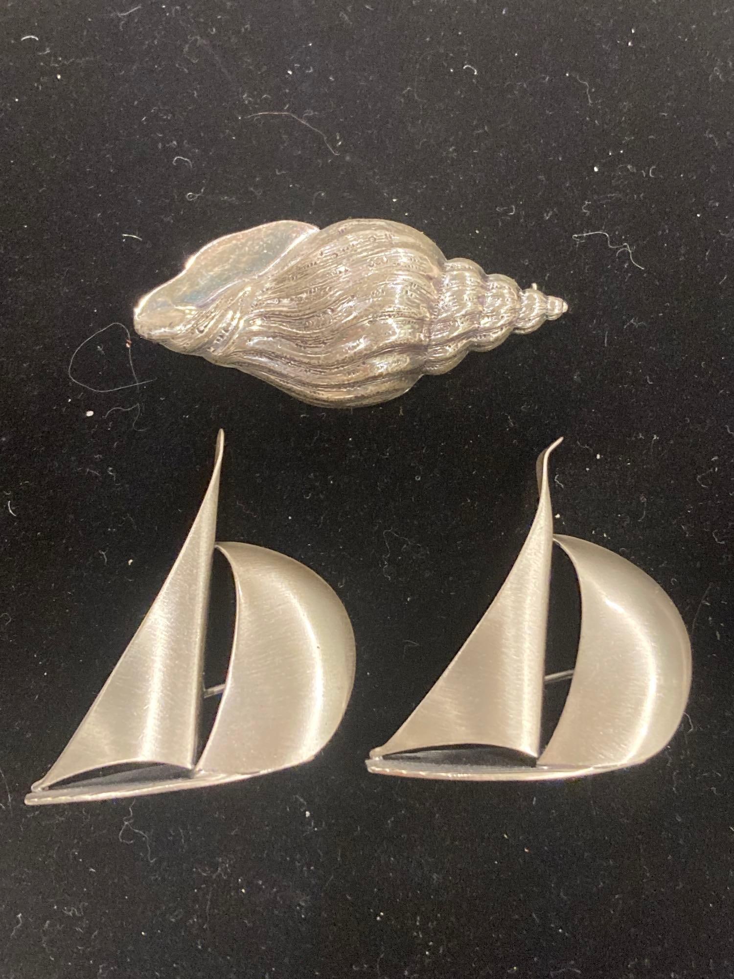 BEAU STERLING SILVER SEASIDE PINS: 2 SAIL BOATS AND ONE SHELL. ALL MARKED STERLING