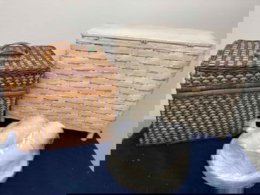 WICKER PICNIC BASKET AND HAMPER