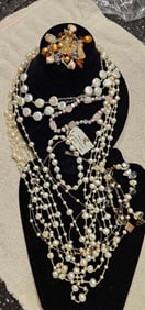 FRESHWATER PEARLS AND NATURAL STONE JEWELRY
