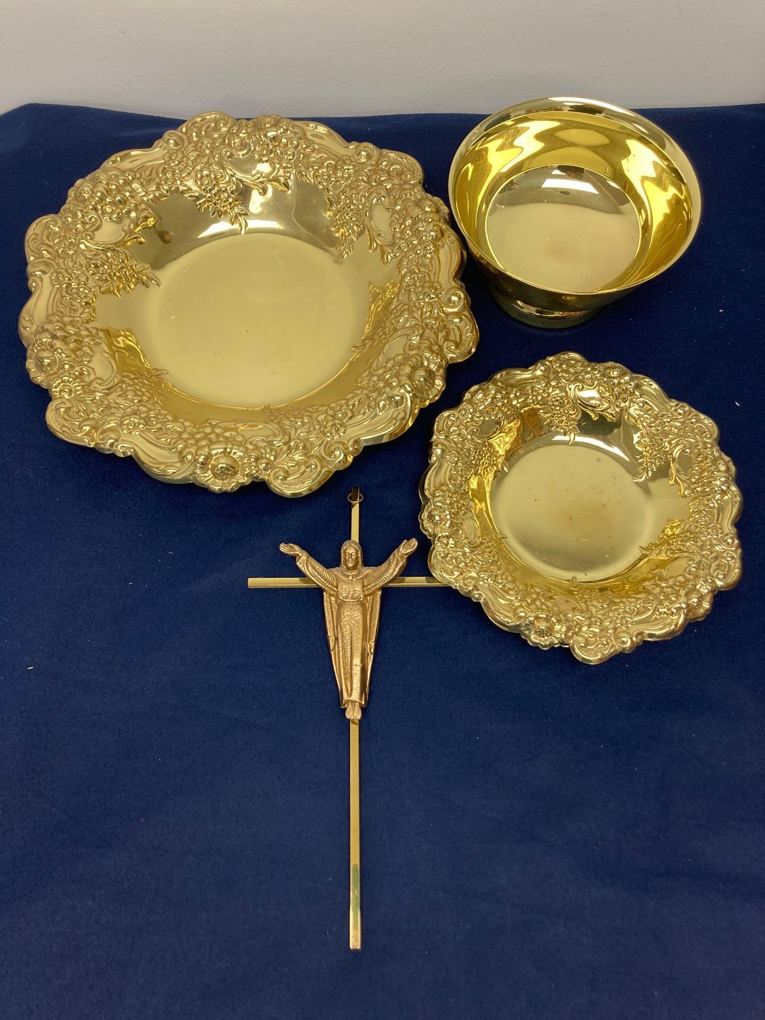 BALDWIN BRASS SERVING DISHES, BOWL AND BRASS CRUCIFIX (1 of 6)