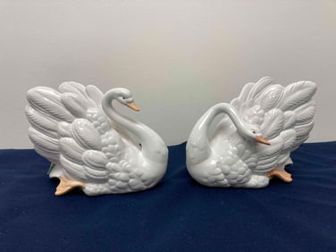 FITZ AND FLOYD SWANS