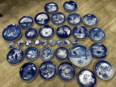 COPENHAGEN DANISH MOTIF PLATES