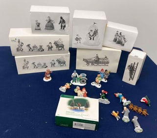 DEPT 56 DICKENS VILLAGE TOWNSPEOPLE AND ACCESSORIES