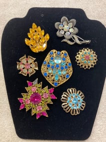 SCARF CLIPS AND PINS