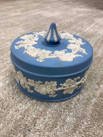 WEDGEWOOD TRINKET DISH
