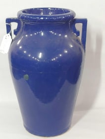 ROBINSON RANSBOTTOM PERIWINKLE TWO HANDLED URN