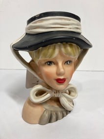 RELPO HEAD VASE WITH HAT