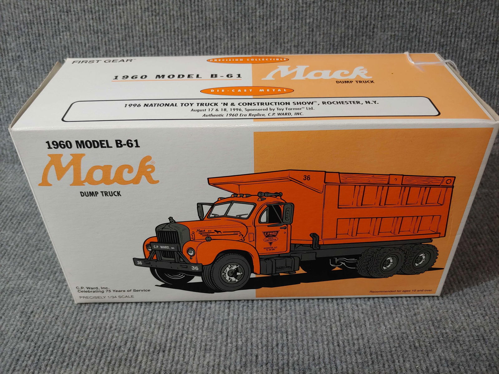 1960 MACK DUMP TRUCK MODEL B-61 (1 of 5)