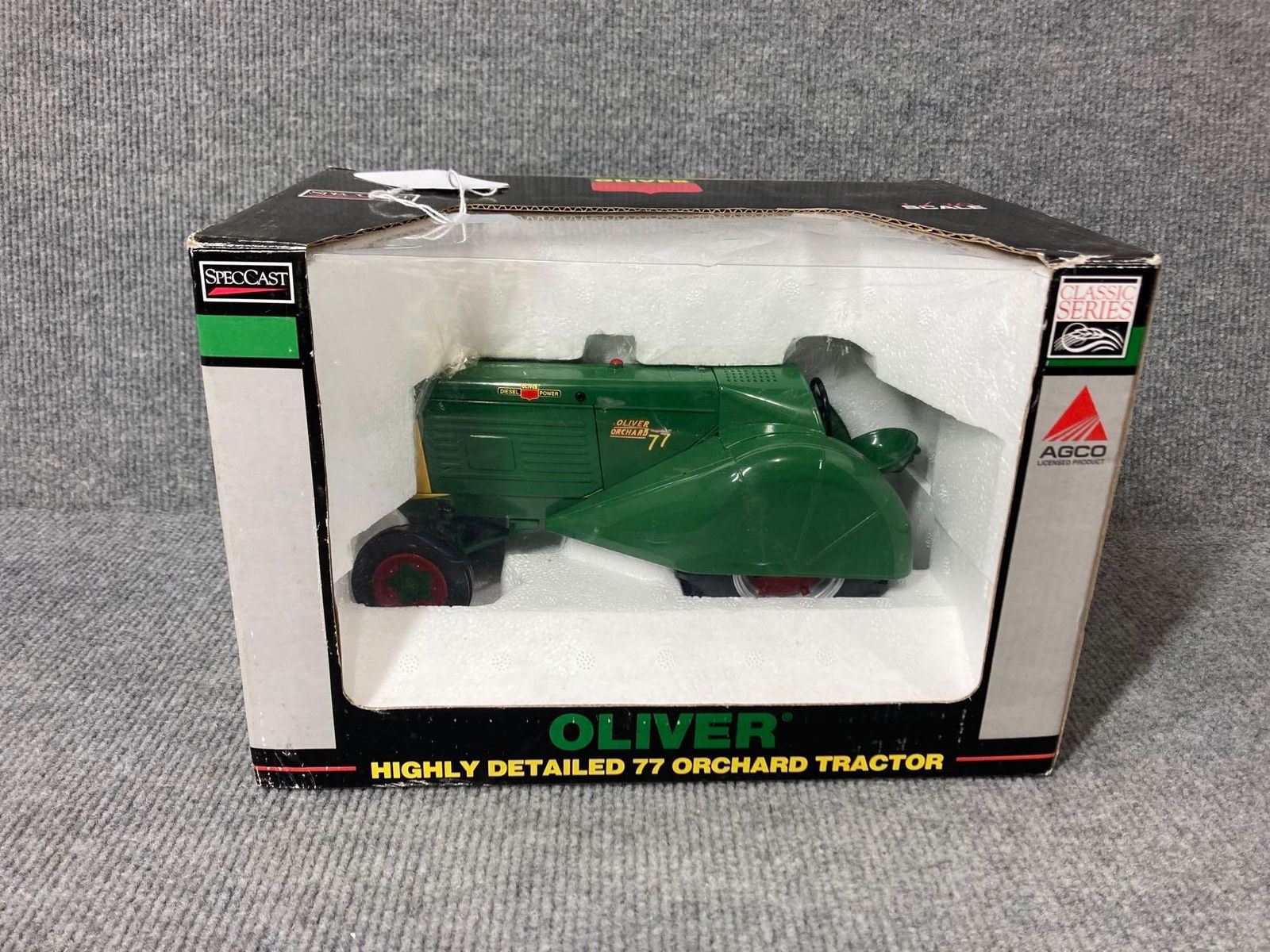 OLIVER 77 ORCHARD TRACTOR (1 of 6)