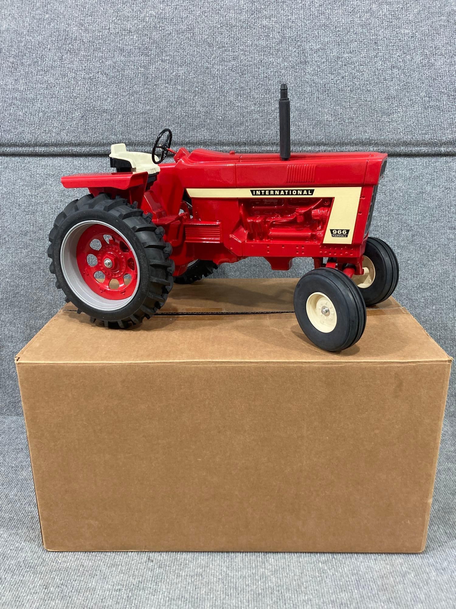 International 966 Farmall 100 yr ann 1/8 scale tractor: New in box.