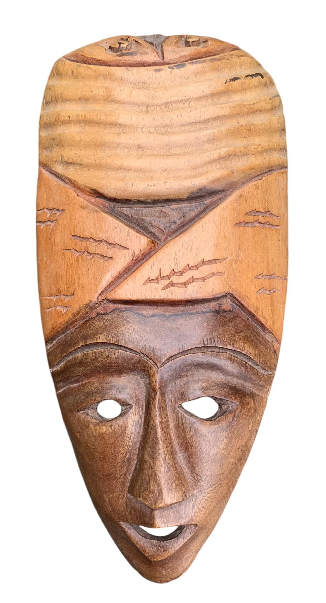 Pair African Hand Carved Tribal Face Mask Wall Art Sculptures (1 of 11)