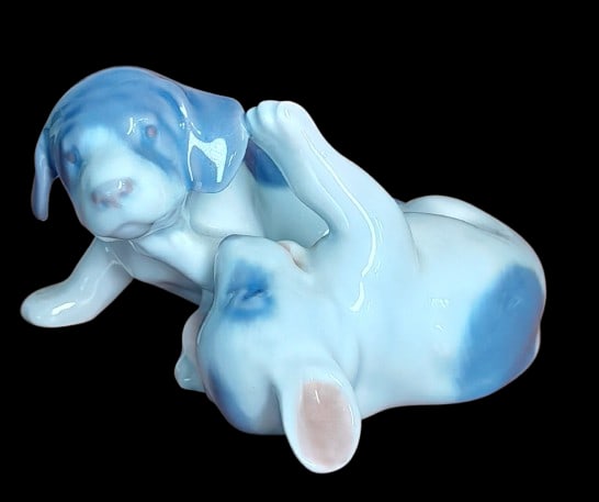 Royal Copenhagen Danish Porcelain Frolicking Puppies Statue #453: 4 1/2" x 4 3/4" x 2 3/4", structurally sound, marked on the base.