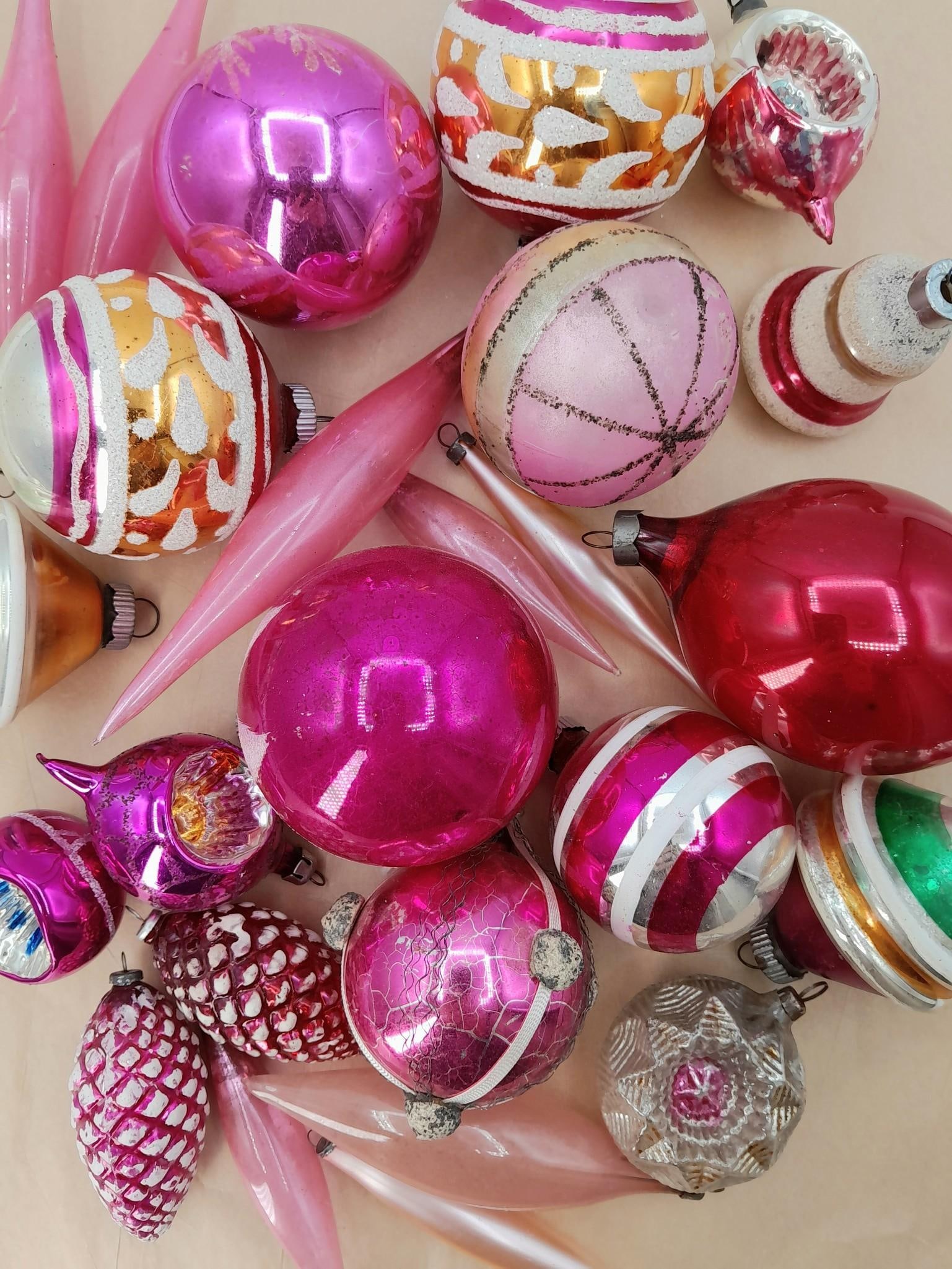 25 Antique to Vintage Mercury Glass Christmas Tree Ornaments (1 of 6)