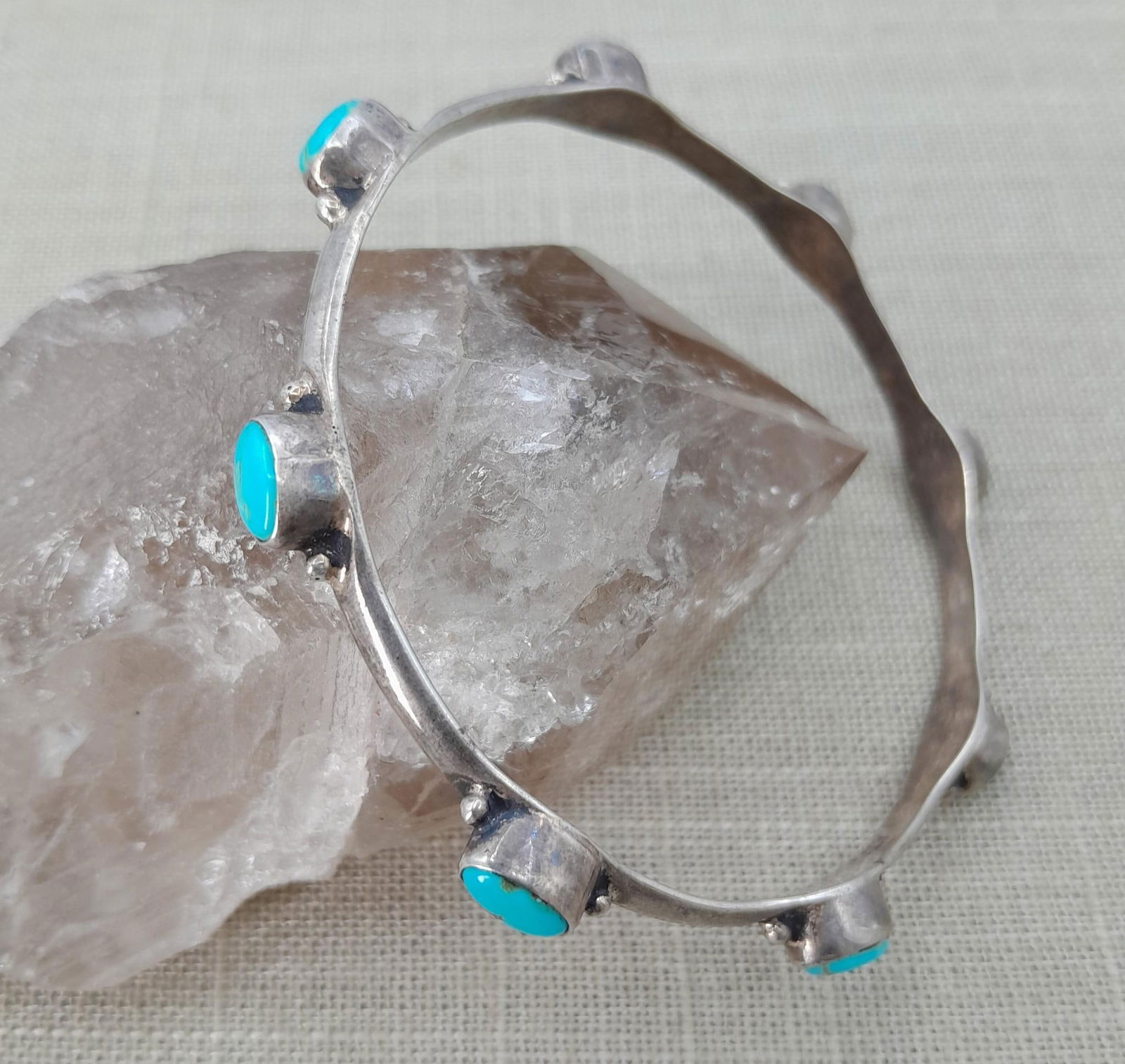 Fantastic Native American Indian Crafted Sterling Silver & Turquoise Bangle Bracelet (1 of 9)