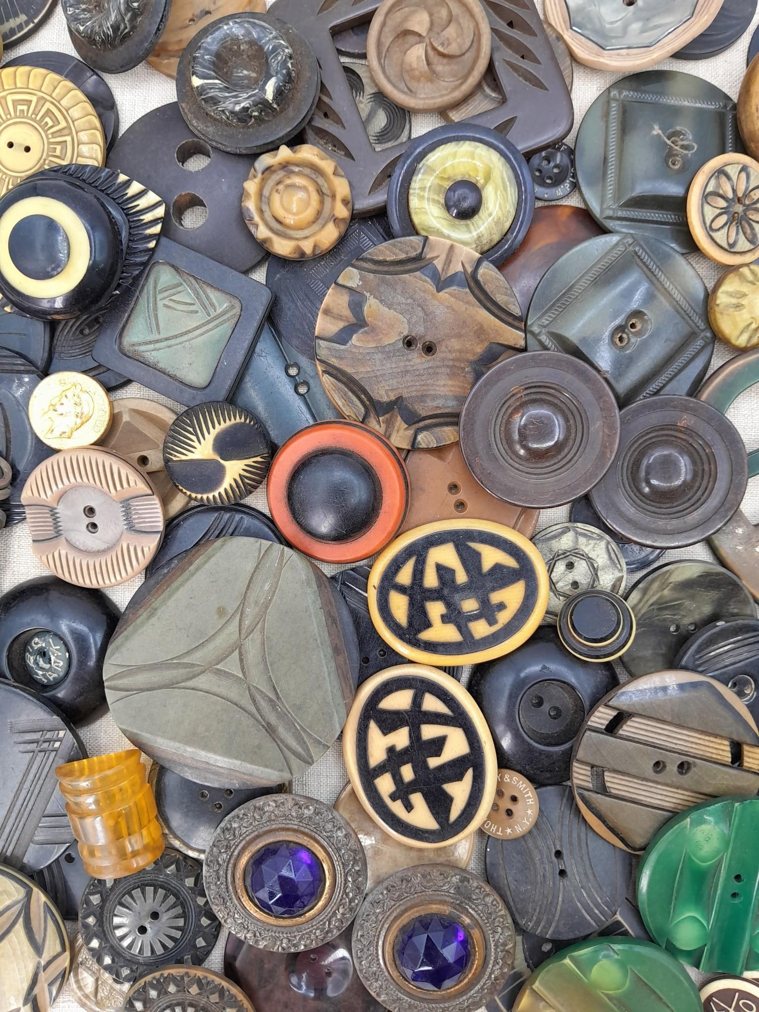 Outstanding 90 pc lot of Art Deco Era Buttons & Buckles: 3" to 1/2", light storage dust, exceptional variety.