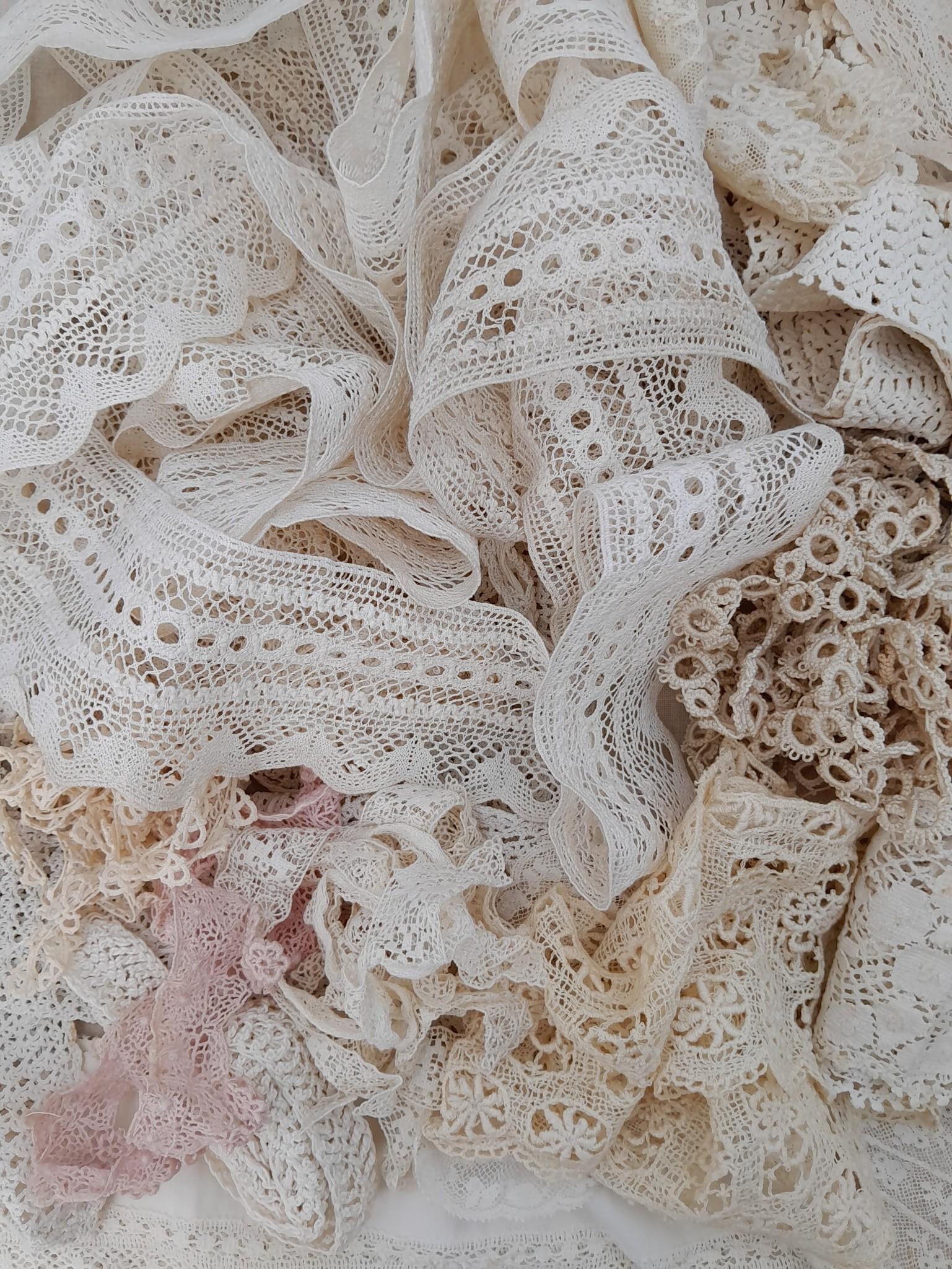 Large 21 pc lot of Antique Garment, Millinery, Linens Lace Trim (1 of 6)