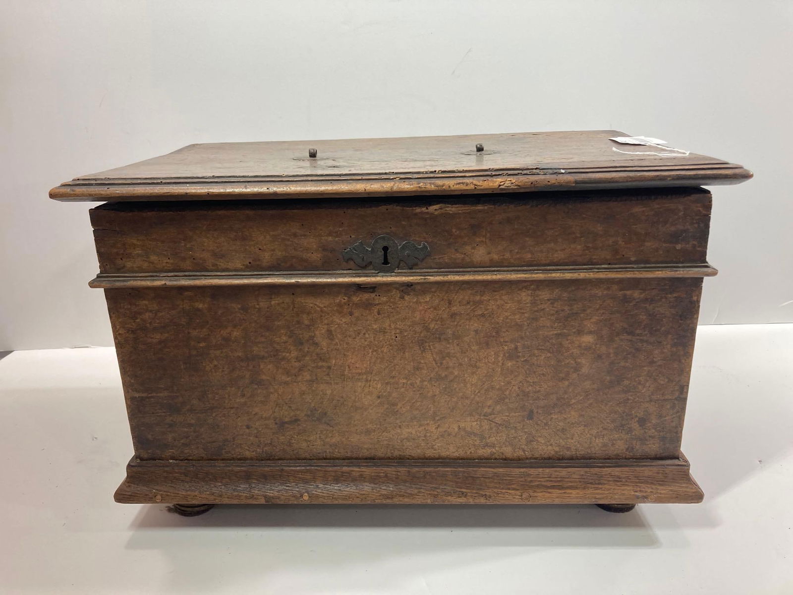 19th century Minature footed Blanket Box w/till (1 of 9)