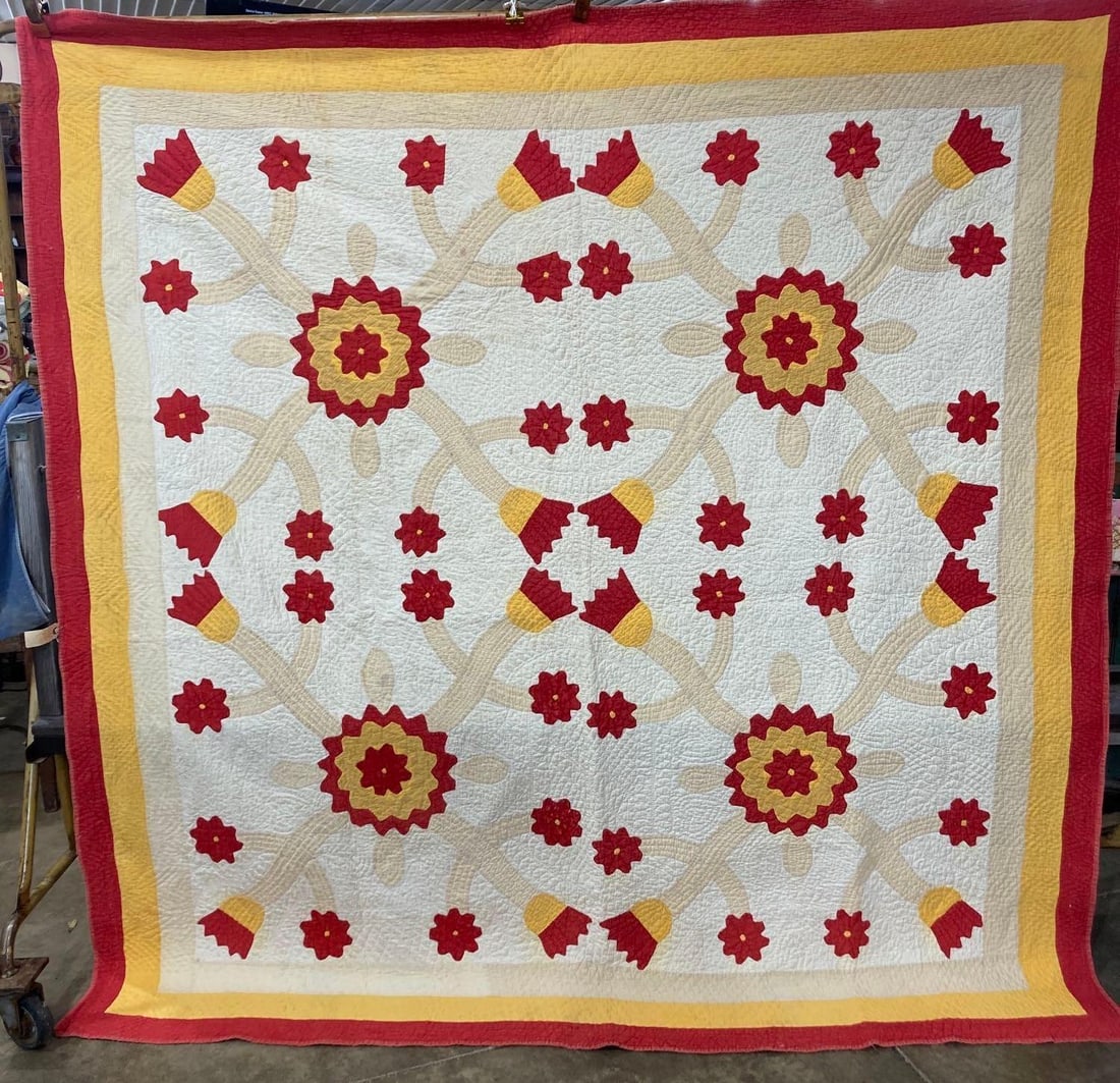 Daisy Hand stitched quilt (1 of 6)
