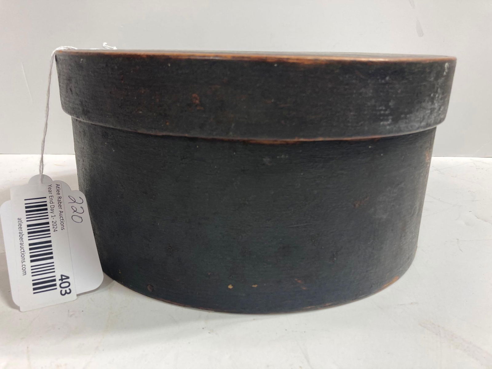 Great primitive painted pantry box (1 of 6)