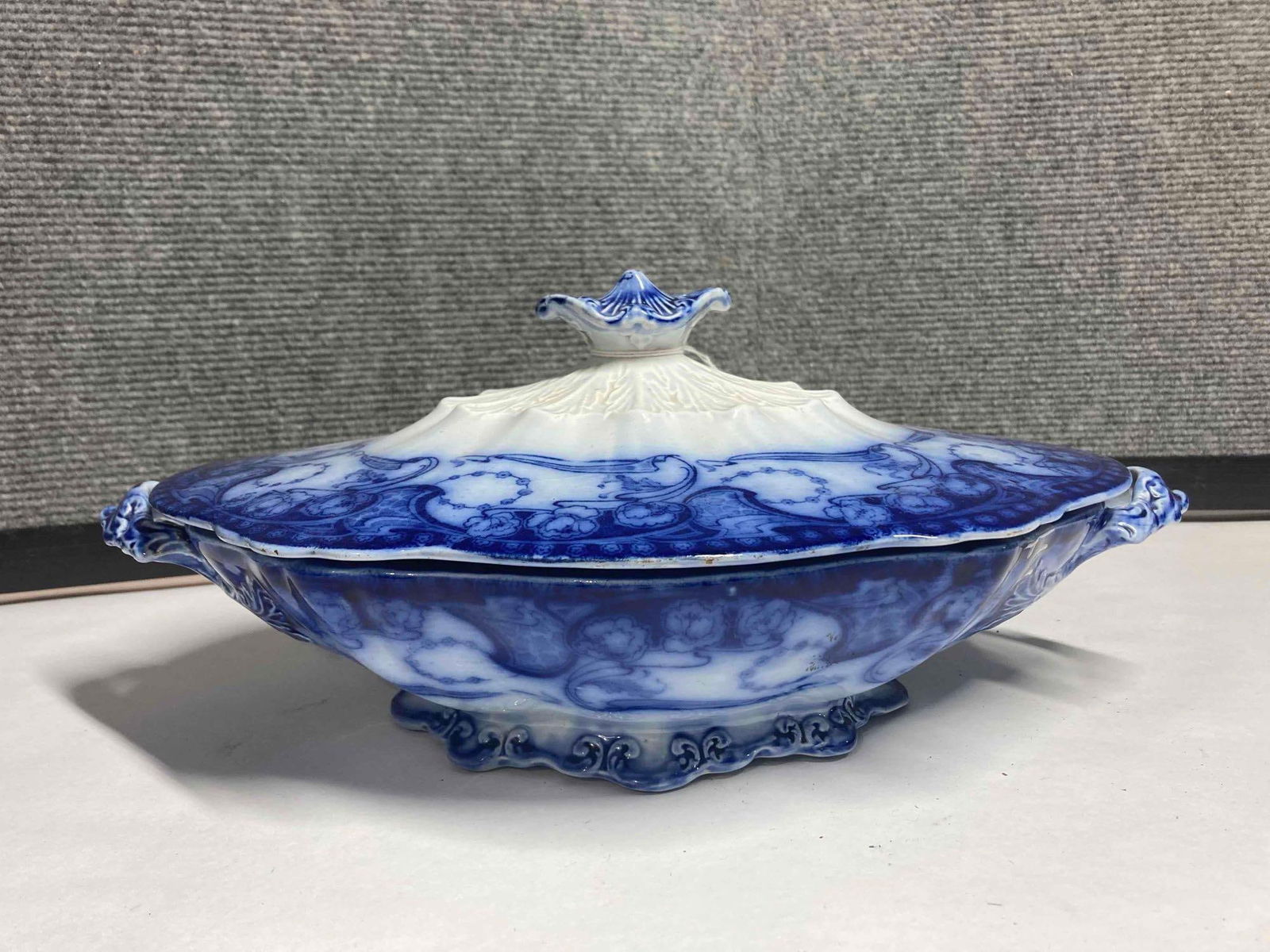 Delamere Royal Premier Porcelain Flow Blue Tureen (1 of 7)