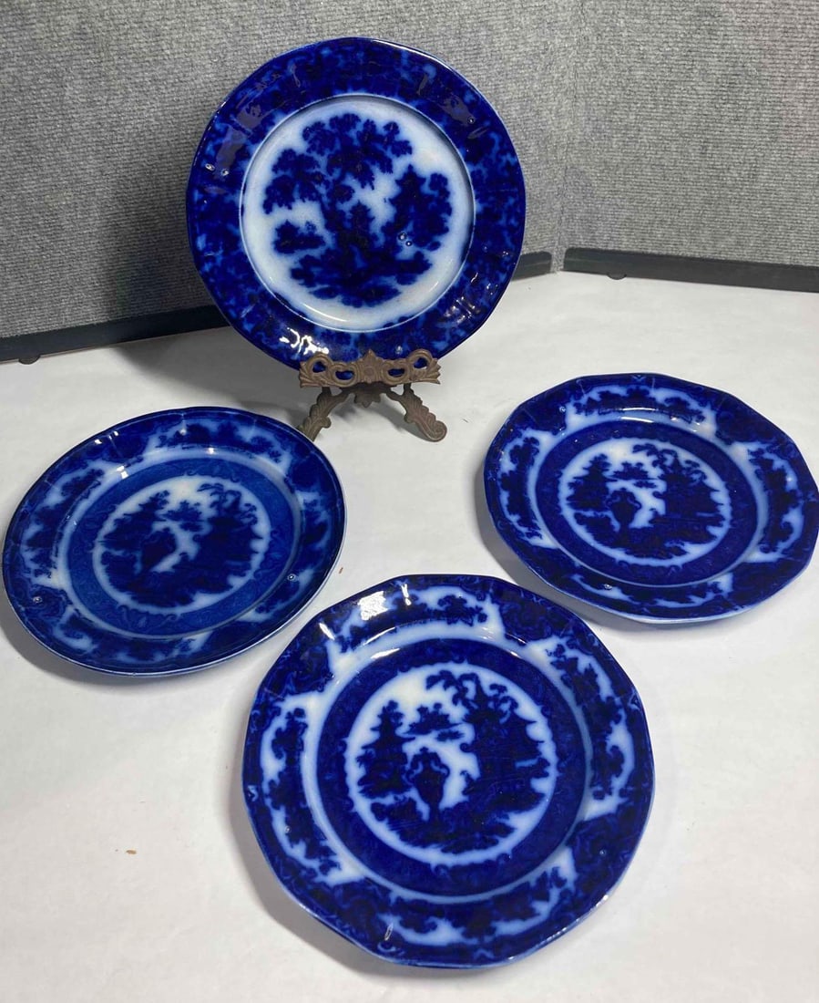 Flow Blue The Temple Dinner Plates (1 of 8)