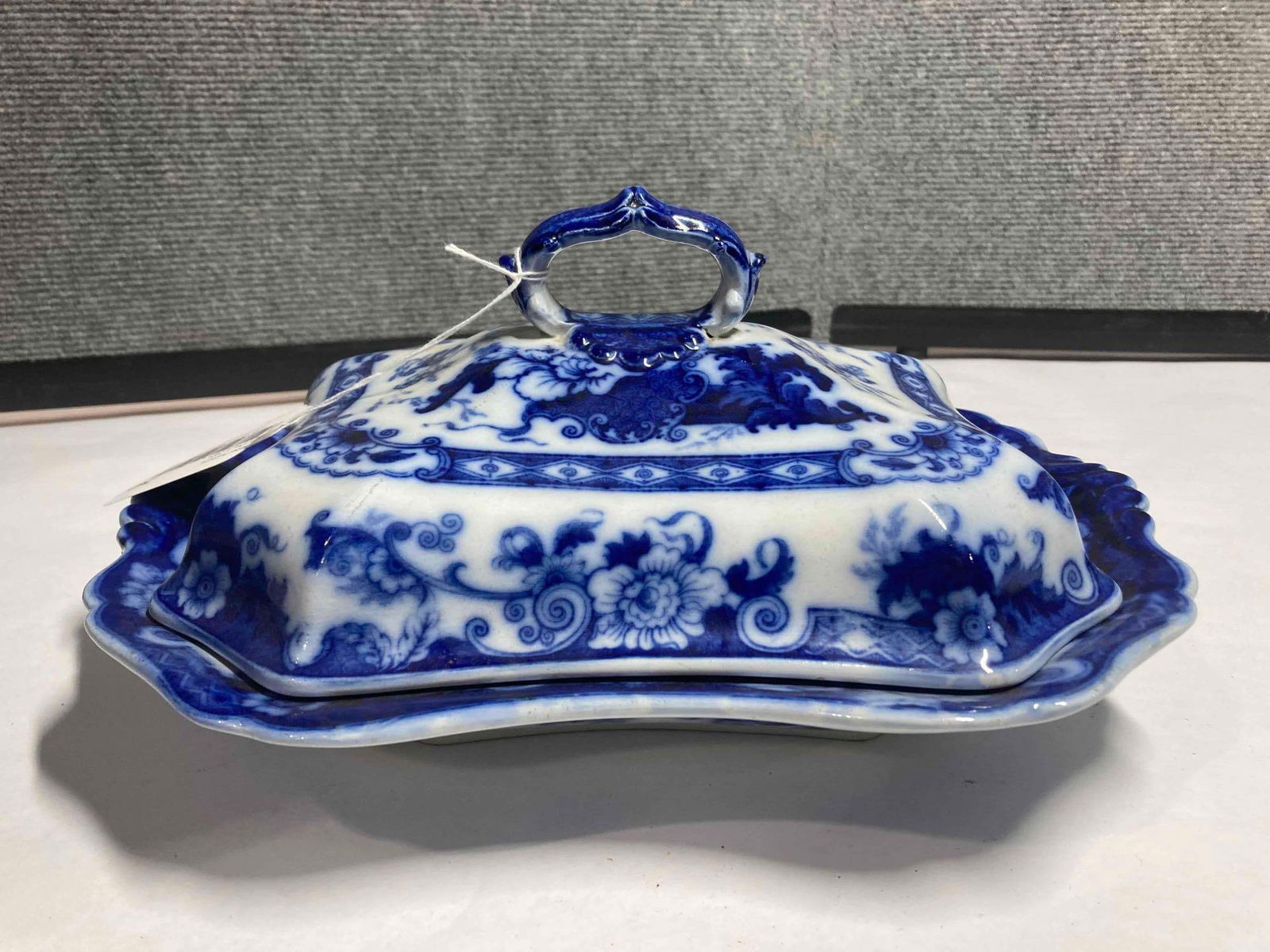 Excellent English Flow Blue Covered Casserole Dish (1 of 7)