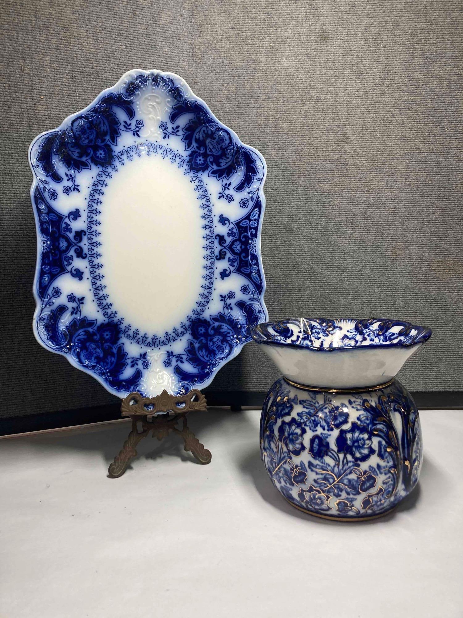 Flow Blue Urn and serving platter (1 of 8)