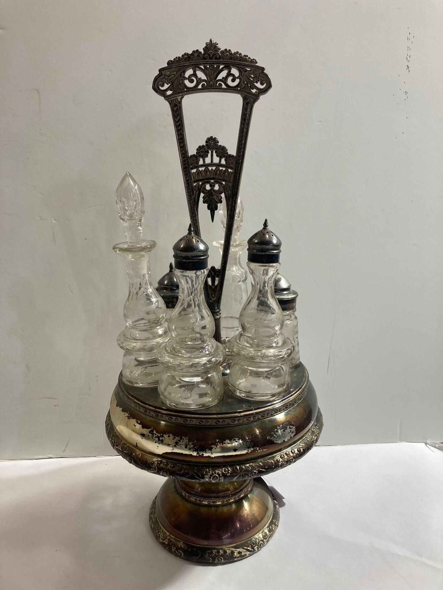 Silver plated 6 Jar Victorian Cruet (1 of 9)