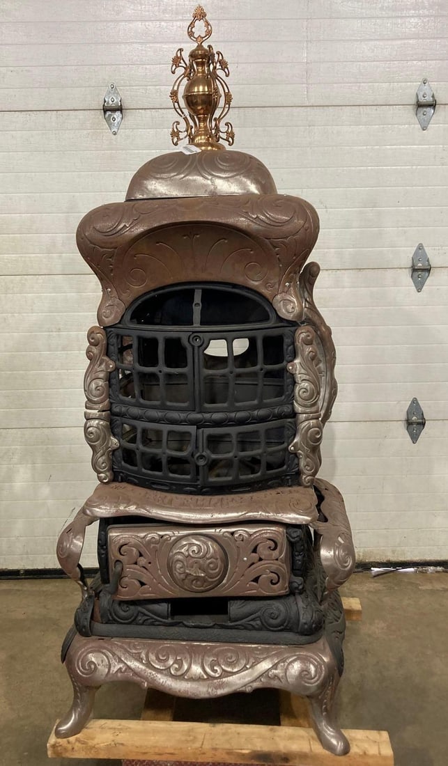 Outstanding ornate Art Eclipse No.160 parlor stove: Beautiful ornate cast iron stove was in the middle of restoration and is not quite finished with assembly, appears remaining parts are in belly of stove. Appears chrome was polished but has since gain